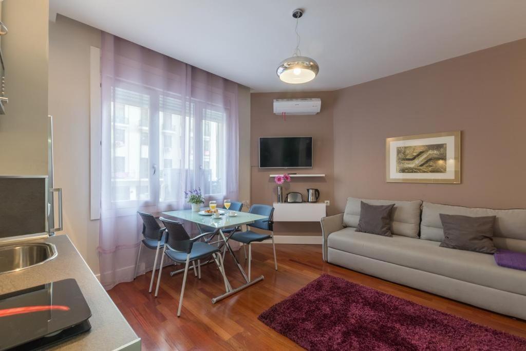 Gran Via 55 Exclusive Apartments 마드리드 외부 사진
